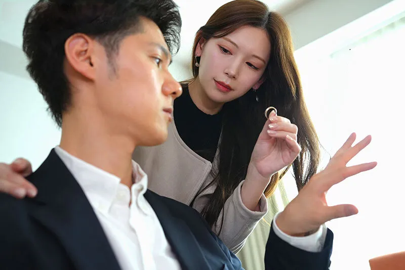 Cô vợ đi đi giã ngoại, chồng yêu ở nhà bị nhỏ em cô vợ gạ đụ không trượt phát nào